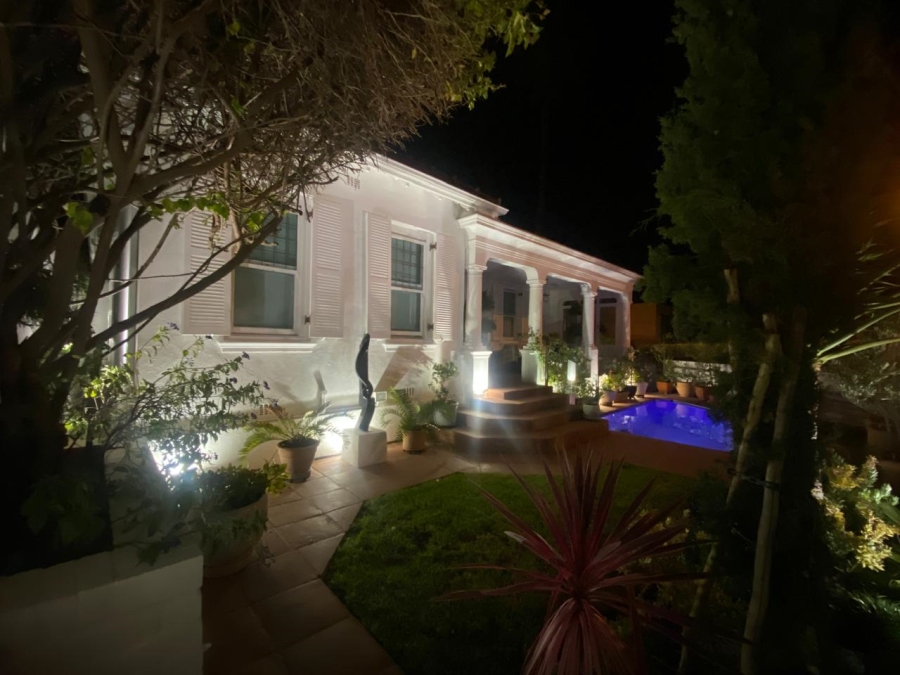 To Let 3 Bedroom Property for Rent in Fresnaye Western Cape